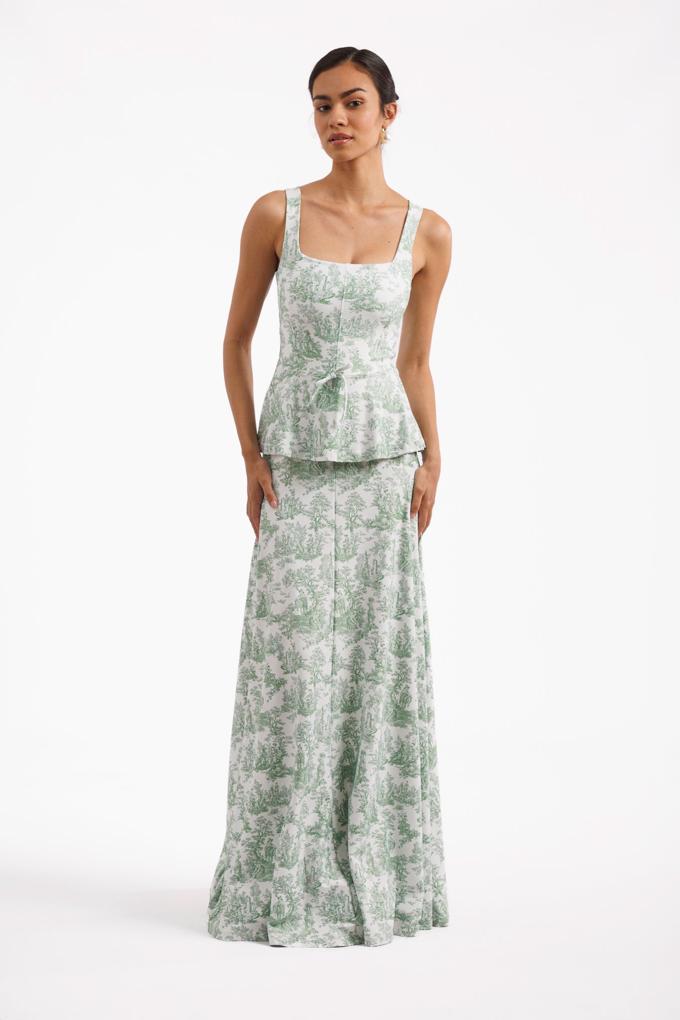 Smith & Quinn | The Siena - Siena Sonnet Print | Size M | Romantic Floral | Long Bridesmaids Dress Smith & Quinn | The Siena - Siena Sonnet Print | Size M | Romantic Floral | Long Bridesmaids Dress